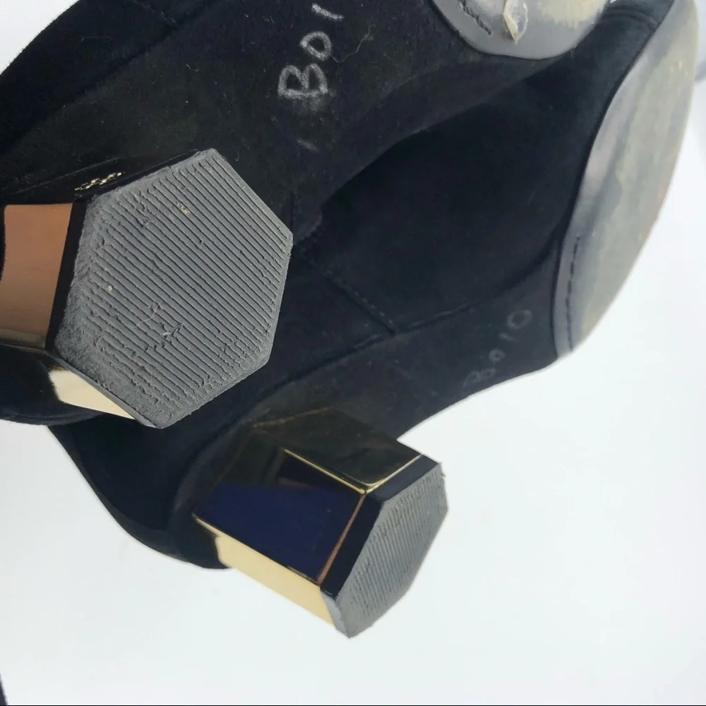 TORY BURCH Regina Suede Ankle Boot Bootie Black Gold Hexagon Heeled Boots 6 Tory